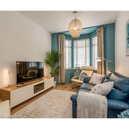 Central Belfast Apartments Chic Luxe R&R Eksteriør bilde