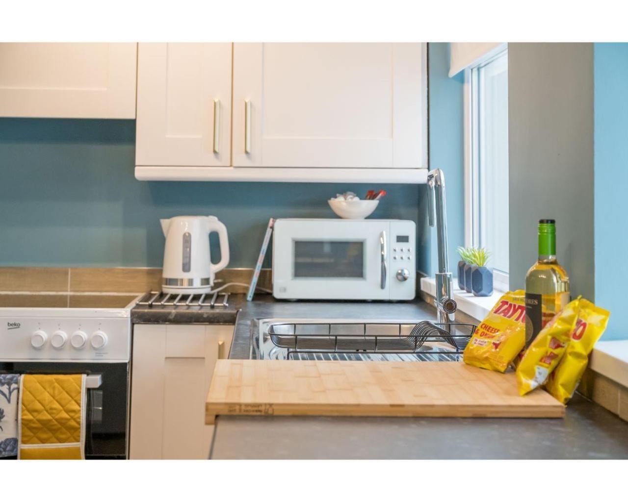 Central Belfast Apartments Chic Luxe R&R Eksteriør bilde